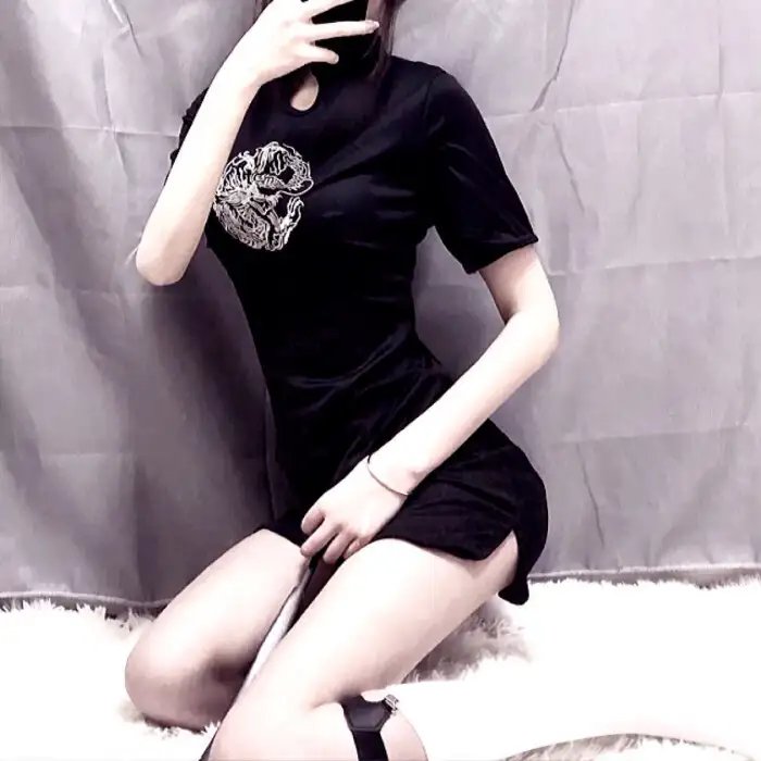 一个死气沉沉的夏天